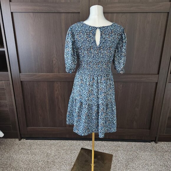 Wild Fable Blue Floral Smocked Tiered Mini Dress Size M Ditsy Boho Cottagecore - Picture 3 of 8